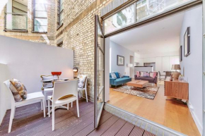 Interior-Designer Apartment with 2 TERRACES